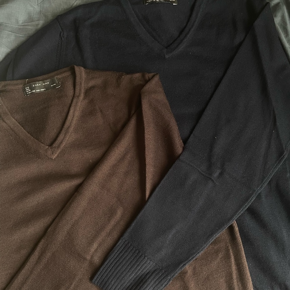 Zara V-Neck
